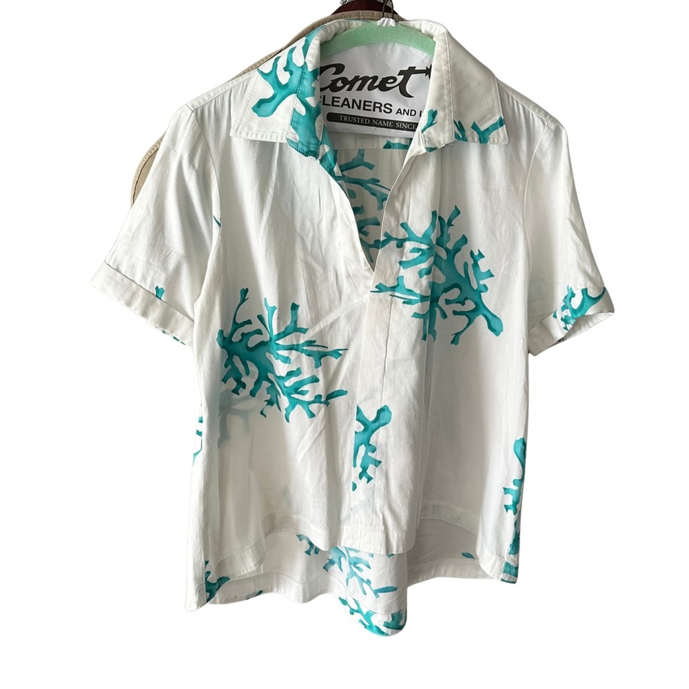 Finley Blouse Reef short sleeve vneck